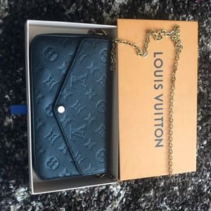 100% AUTHENTIC LOUIS VUITTON PURSE